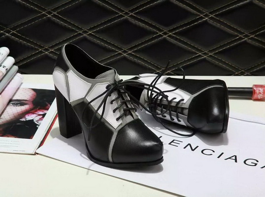MIUMIU Casual shoes Women--007